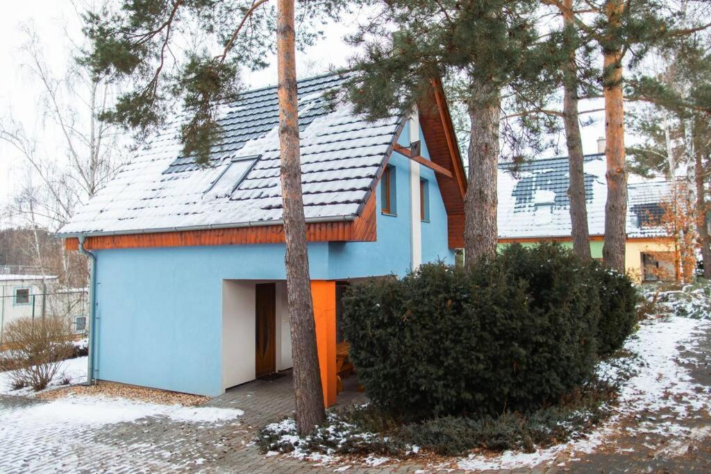 Chaty Kolodeje-Ubytovani U Reky V Soukromem Arealu-Blue Kolodeje nad Luznici Buitenkant foto